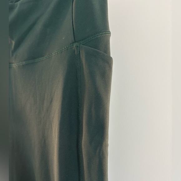 Girlfriend Collective Compressive Pocket Legging - Picture 3 of 4